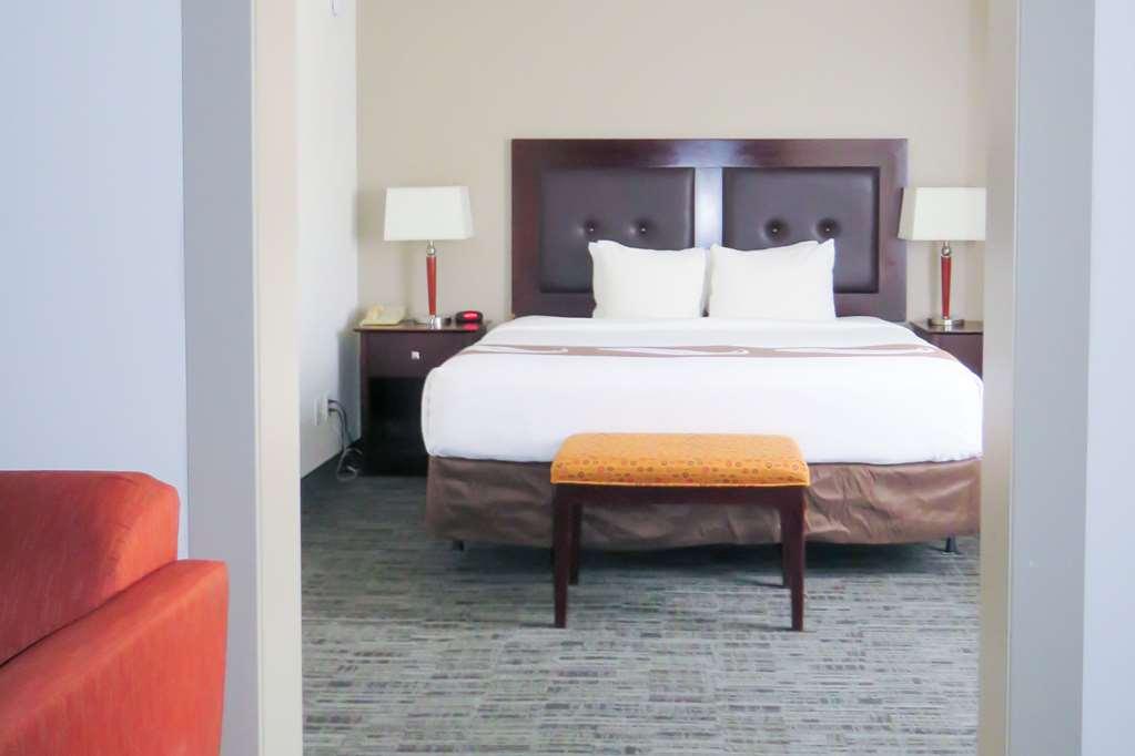 Quality Inn & Suites Эверетт Номер фото